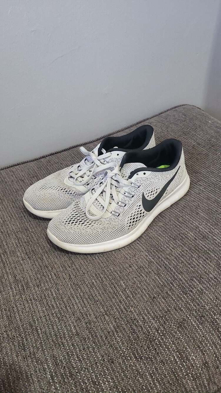 Nike Women's Free RN 2016 Running Shoes White Black Pure Platinum 831509-101